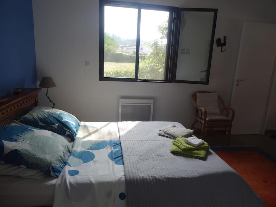 Beau 2 Pieces Avec Jardin Dans Villa A Mougins. Экстерьер фото